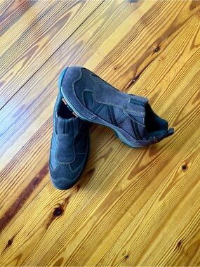 L.L.Bean waterproof slip on